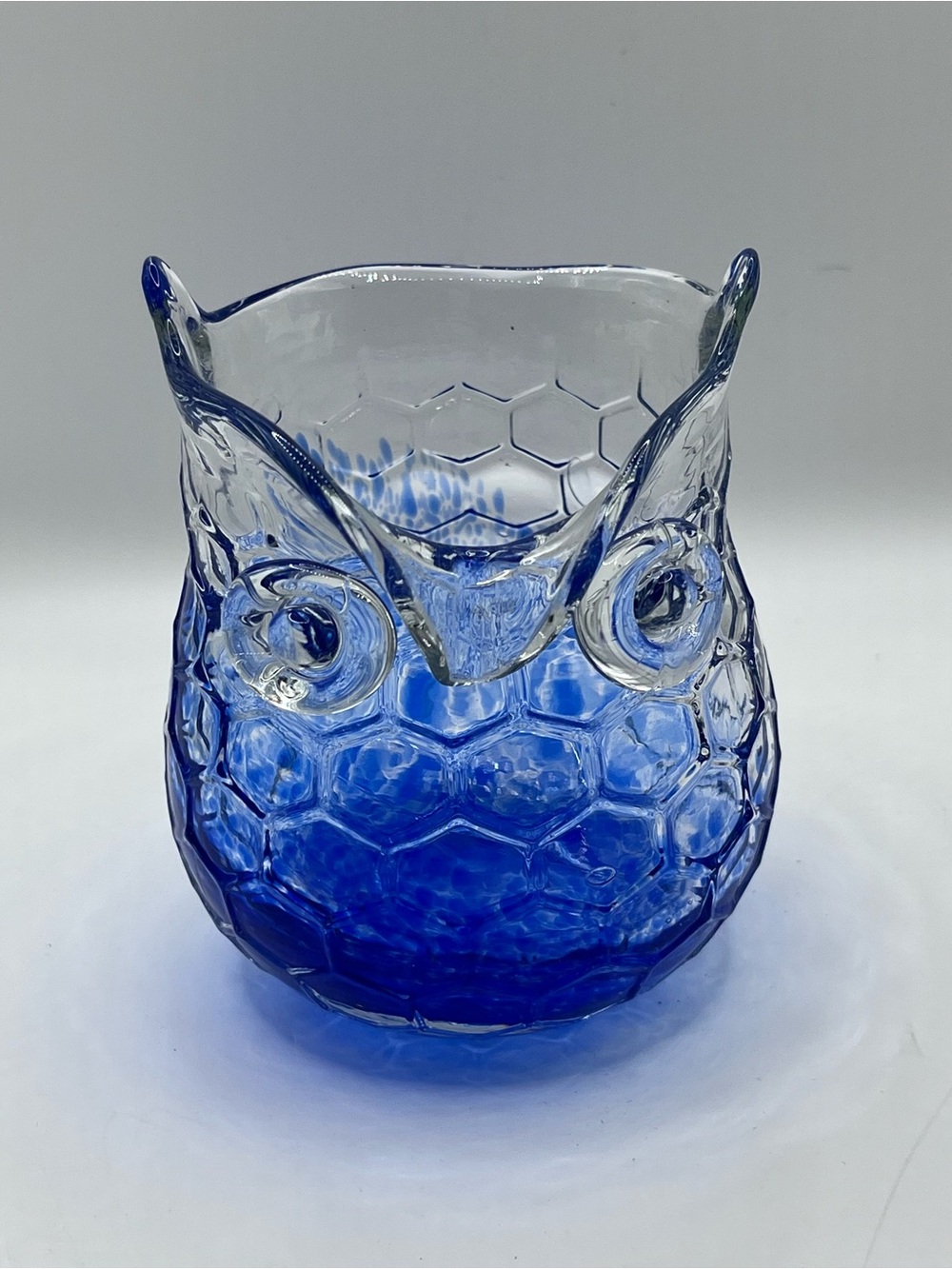 Hand Blown Blue White Honeycomb Art Glass Owl Figurine Vase